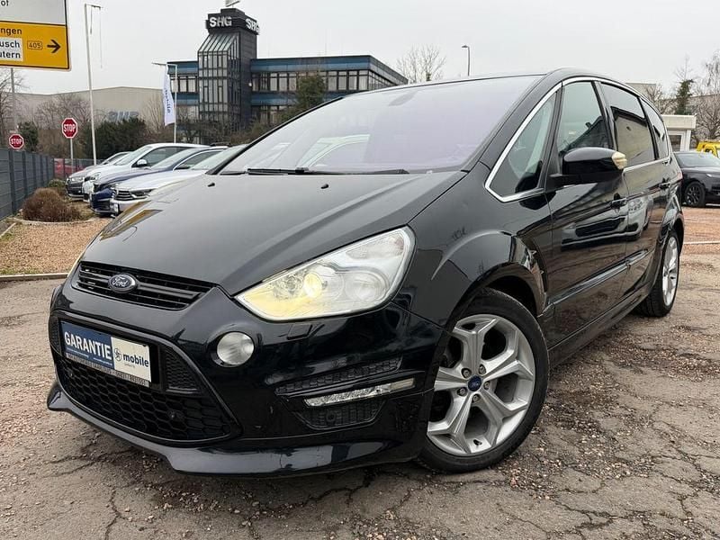 Schwarz Gebraucht 2012 Ford S-MAX Titanium Van / Kleinbus | 4.999 € (Guter Preis) - Bild 1/4