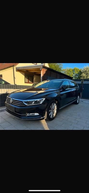 Używany VW Passat Highline 240 KM (176 kW) 2019 Czarny Kombi