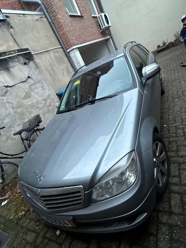 Gebraucht Mercedes C200 186 PS (136 kW) 2008 Silber Kombi