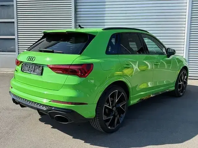 Gebraucht Audi RS Q3 Sport 400 PS (294 kW) 2020 Kyalamigrün SUV