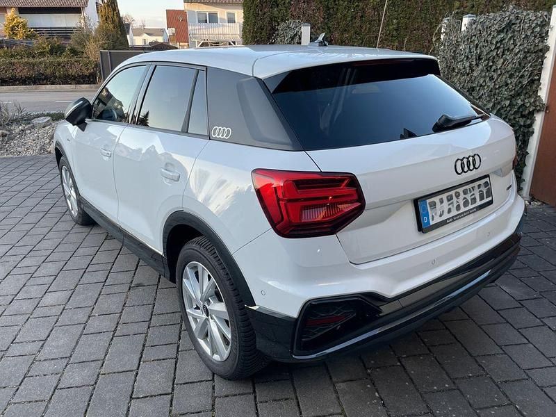 Gebraucht Audi Q2 S-Line 190 PS (139 kW) 2024 Weiß SUV