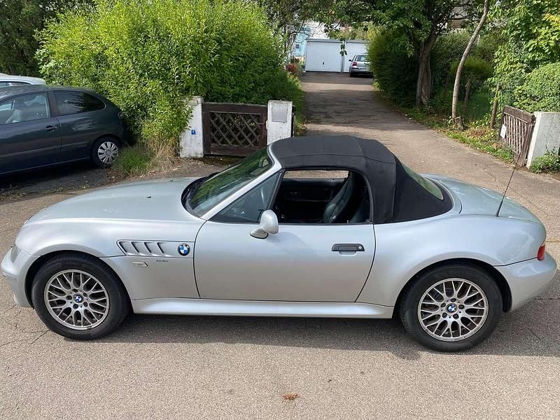 Titansilber metallic Gebraucht 2002 BMW Z3 Cabrio | 8.900 € (Guter Preis) - Bild 1/4