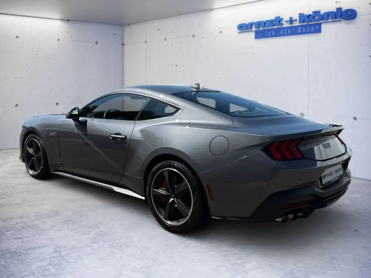 Neu Ford Mustang GT Fastback 446 PS (328 kW) 2025