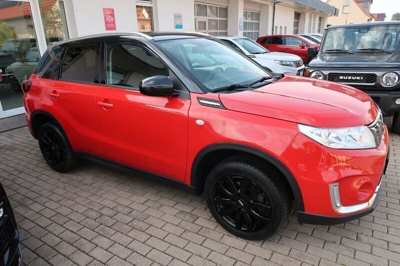 Rot Gebraucht 2019 Suzuki Vitara Comfort SUV | 16.399 € (Fairer Preis) - Bild 1/4