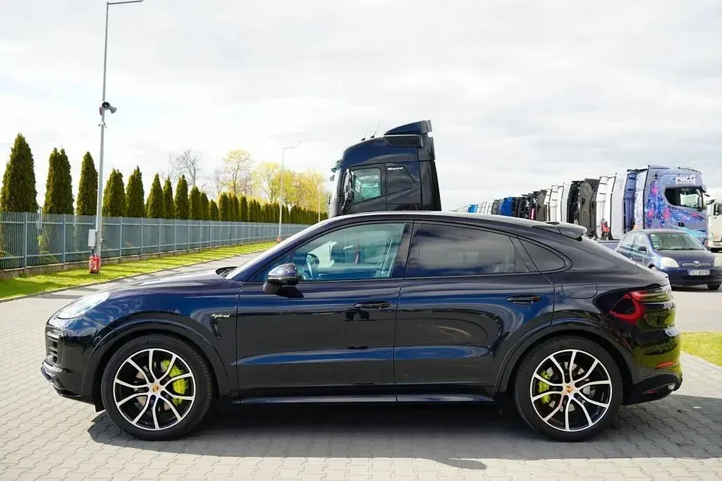 Gebraucht Porsche Cayenne E-Hybrid Coupe 340 PS (250 kW) 2021 Blau SUV