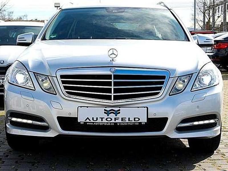 Gebraucht Mercedes E200 Avantgarde 184 PS (135 kW) 2011 Silber Limousine