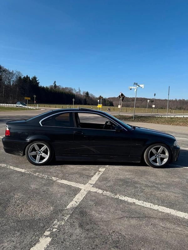 Gebraucht BMW 320 150 PS (110 kW) 1999 Schwarz Coupé