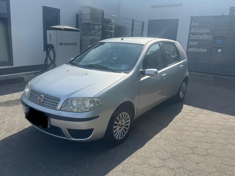 Silber Gebraucht 2009 Fiat Punto Kleinwagen | 1.450 € (Guter Preis) - Bild 1/4