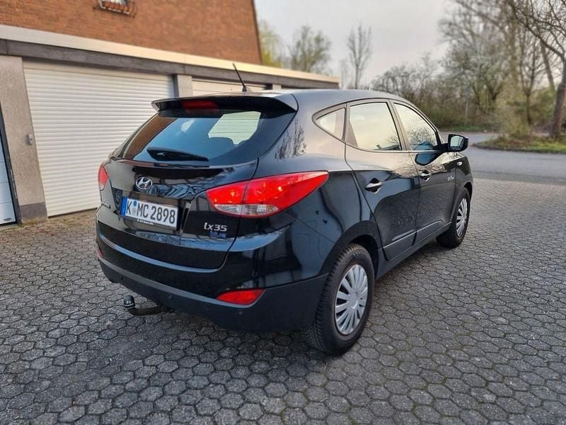 Gebraucht Hyundai ix35 Finale 135 PS (99 kW) 2015 Schwarz SUV