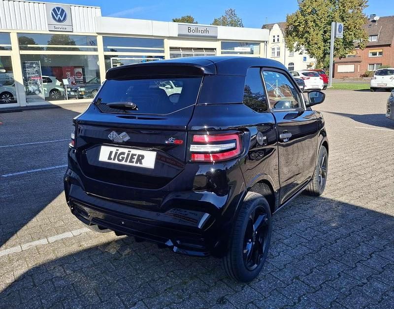 Nouă Ligier JS50 2026 Negru Hatchback