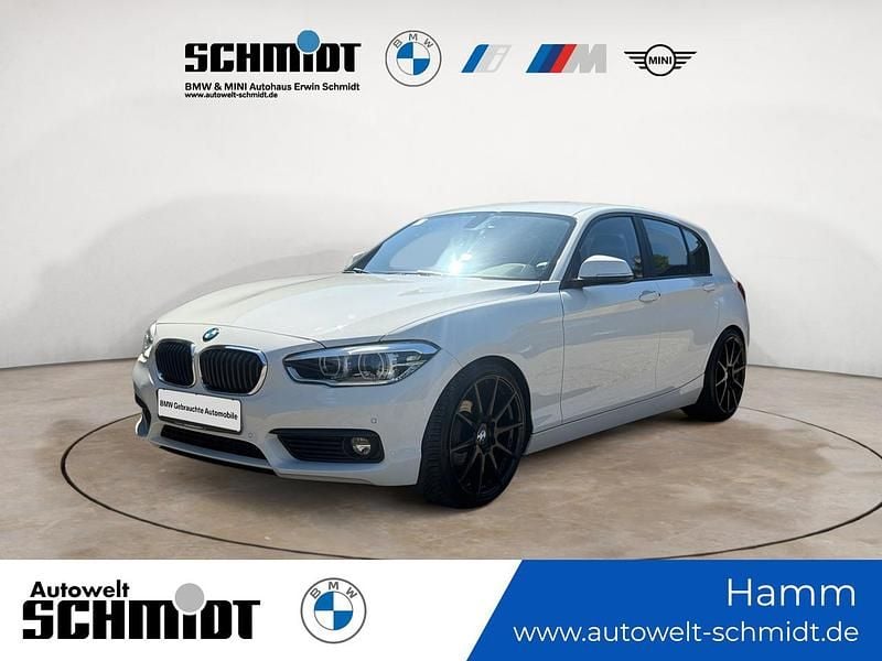 Alpinweiß uni Gebraucht 2017 BMW 118 Advantage Kleinwagen | 9.490 € (Superpreis) - Bild 1/4
