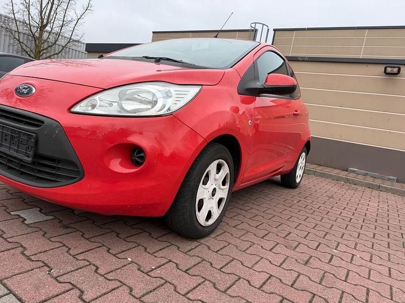 Gebraucht Ford Ka Champions Edition 69 PS (50 kW) 2012 Rot Kleinwagen