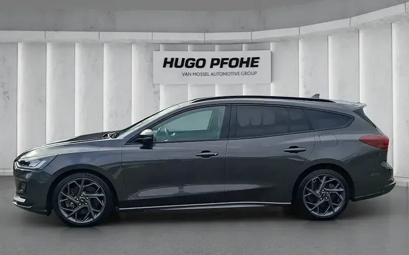 Używany Ford Focus ST 280 KM (205 kW) 2022 Szary Kombi