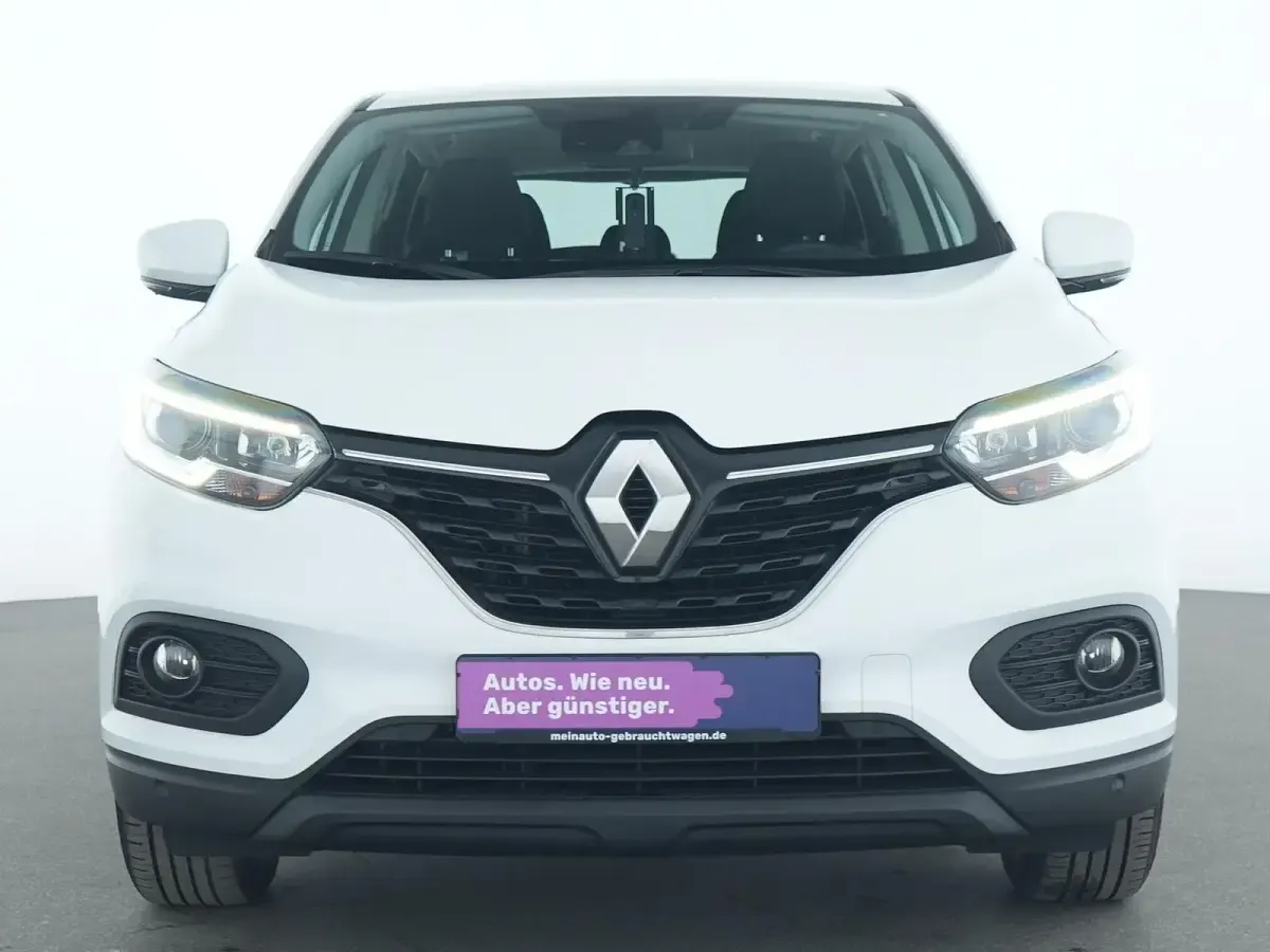 Gebraucht Renault Kadjar Zen 140 PS (102 kW) 2022 Weiß SUV
