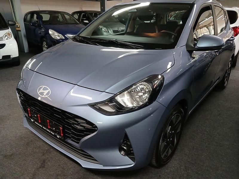 Blau Gebraucht 2024 Hyundai i10 Kleinwagen | 16.800 € (Fairer Preis) - Bild 1/4