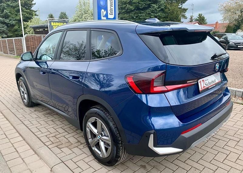 Używany BMW X1 150 KM (110 kW) 2024 Niebieski SUV