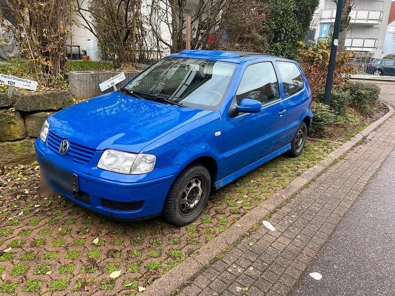 Blau Gebraucht 2001 VW Polo Kleinwagen | 400 € (Superpreis) - Bild 1/4