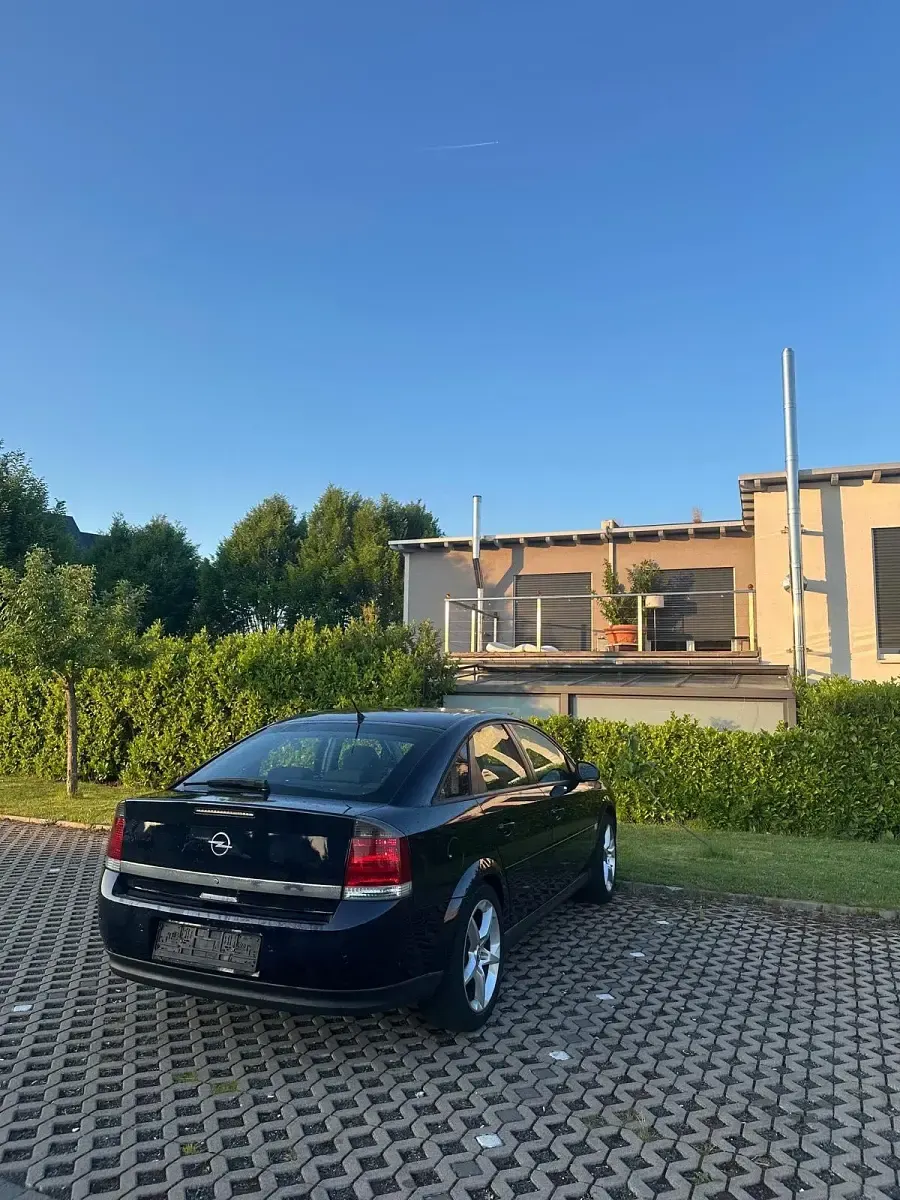 Gebraucht Opel Vectra 122 PS (89 kW) 2005 Blau Limousine