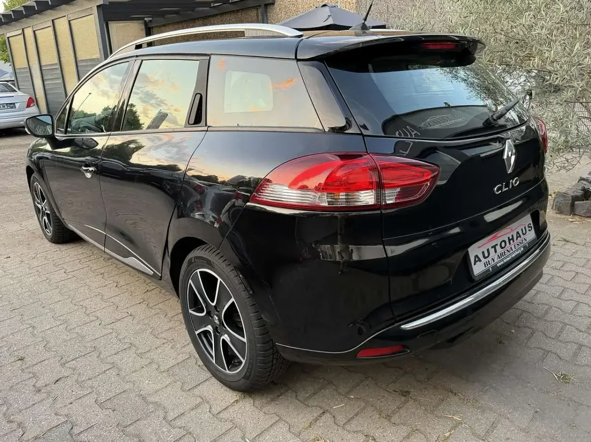 Gebraucht Renault Clio GrandTour Luxe 90 PS (66 kW) 2013 Sternenschwarz Kombi
