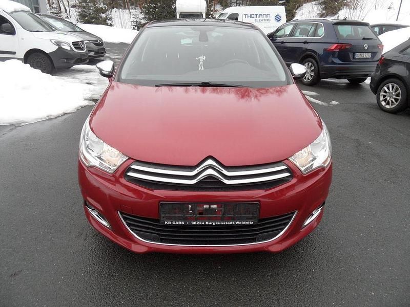 Gebraucht Citroën C4 SELECTION 150 PS (110 kW) 2014 Rot Limousine
