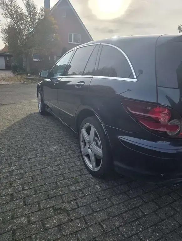 Gebraucht Mercedes R350 265 PS (194 kW) 2010 Blau Kombi