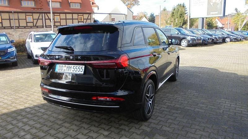 Gebraucht DFSK Fengon 177 PS (130 kW) 2024 Schwarz Van / Kleinbus