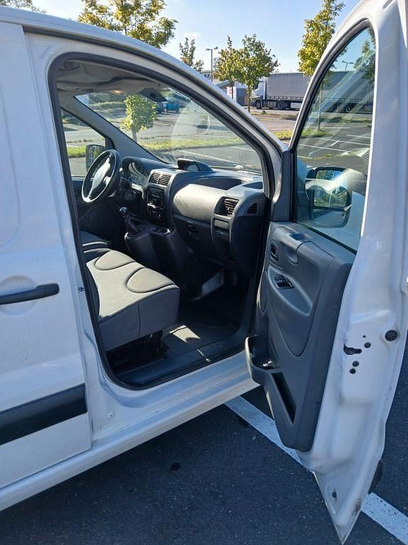 Gebraucht Citroën Jumpy 128 PS (94 kW) 2016 Weiß Van / Kleinbus