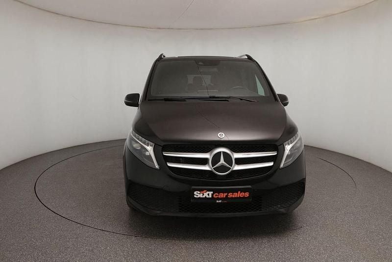 Gebraucht Mercedes V300 237 PS (174 kW) 2024 Schwarz Van / Kleinbus