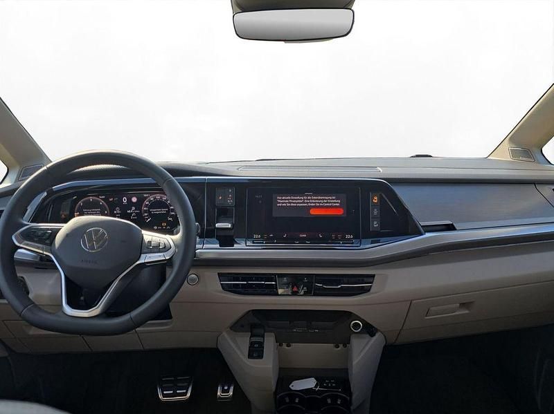 Neu VW Multivan Style 150 PS (110 kW) 2026 Deep black perleffekt Van