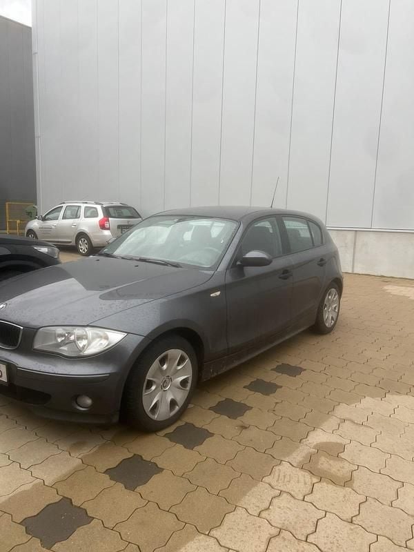 Gebraucht BMW 118 129 PS (94 kW) 2005 Grau Kleinwagen