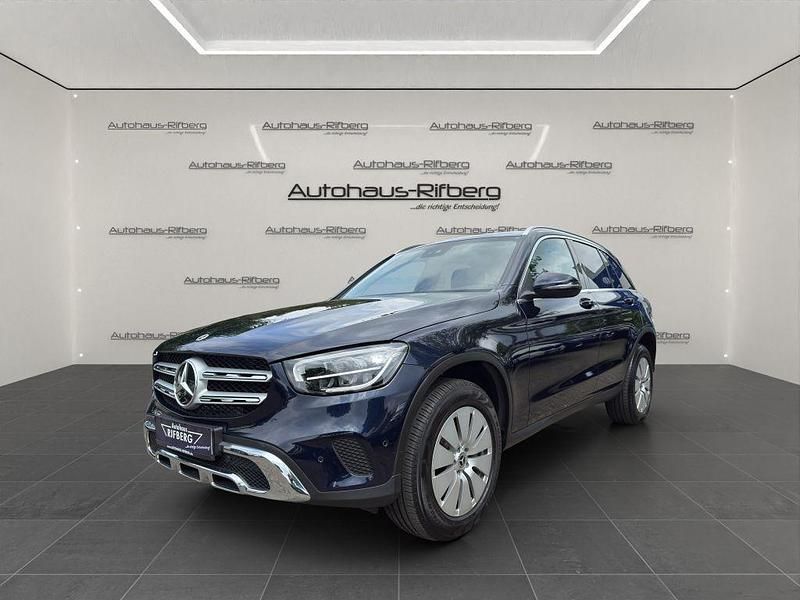 Blau Gebraucht 2022 Mercedes GLC300e SUV | 39.890 € (Superpreis) - Bild 1/4