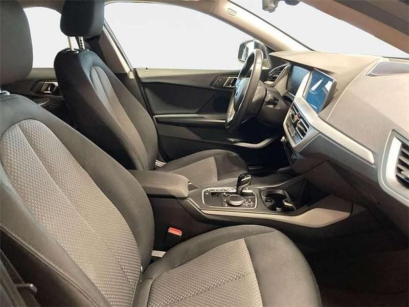 Gebraucht BMW 220 Advantage 190 PS (139 kW) 2023 Skyscraper grau metallic Coupé