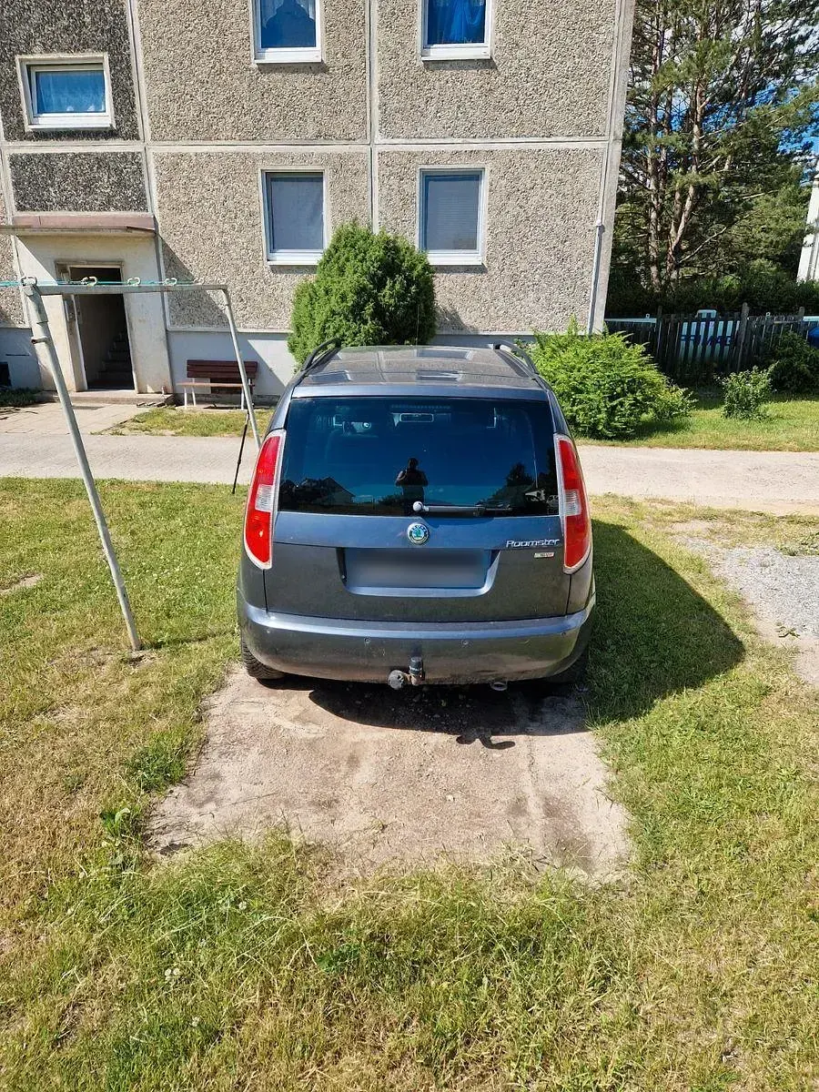 Gebraucht Skoda Roomster 105 PS (77 kW) 2008 Grau Van / Kleinbus