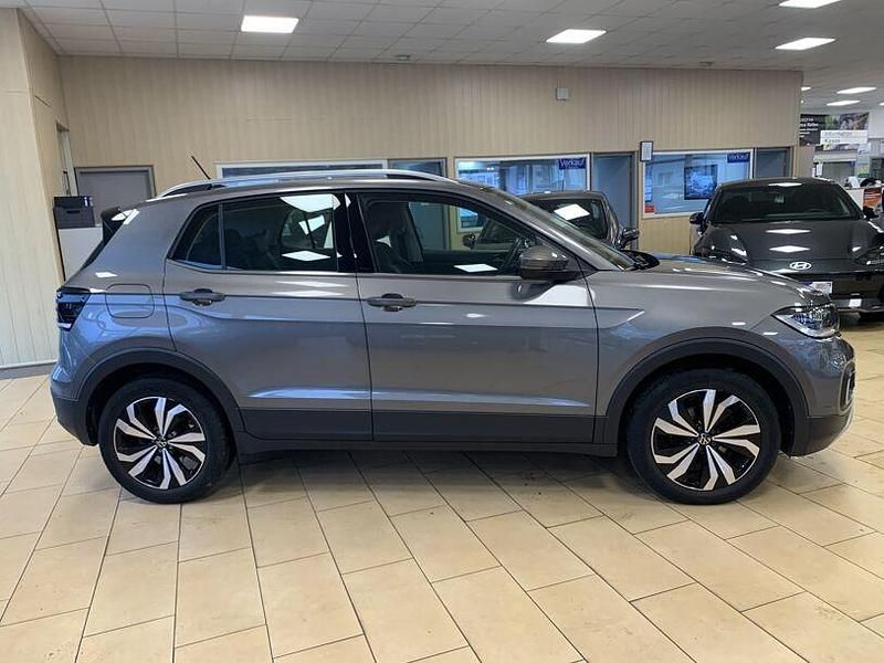 Gebraucht VW T-Cross Style 110 PS (80 kW) 2021 Grau limestone grey metallic (metallic) SUV