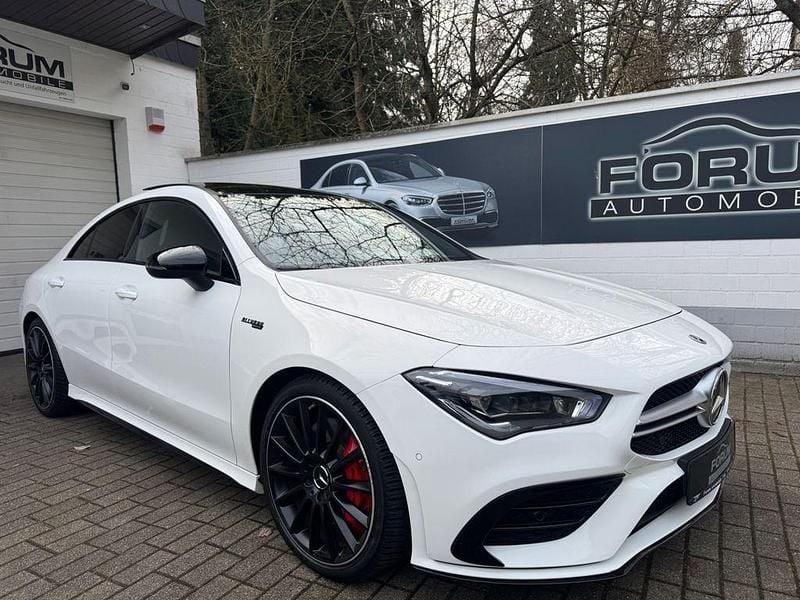 Weiß Gebraucht 2021 Mercedes CLA35 AMG AMG Limousine | 37.800 € (Fairer Preis) - Bild 1/4