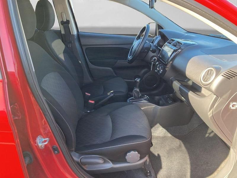 Gebraucht Mitsubishi Space Star Top 80 PS (58 kW) 2019 Rot Kleinwagen