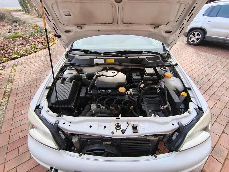 Usata Opel Astra 75 CV (55 kW) 2000 Bianco Coupé