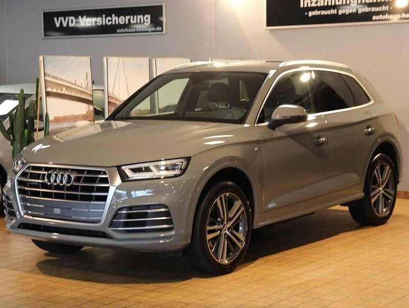 Quantumgrau Gebraucht 2020 Audi Q5 Sport SUV | 43.350 € (Teuer) - Bild 1/4