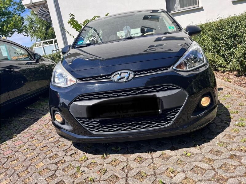 Schwarz Gebraucht 2015 Hyundai i10 Basis Kleinwagen | 4.999 € (Fairer Preis) - Bild 1/4
