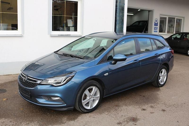 Gebraucht Opel Astra Edition 110 PS (80 kW) 2017 Blau Kombi