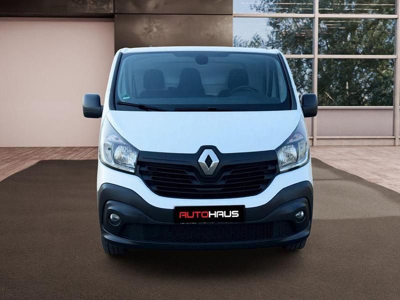 Gebraucht Renault Trafic Komfort 120 PS (88 kW) 2019 Weiß Van / Kleinbus