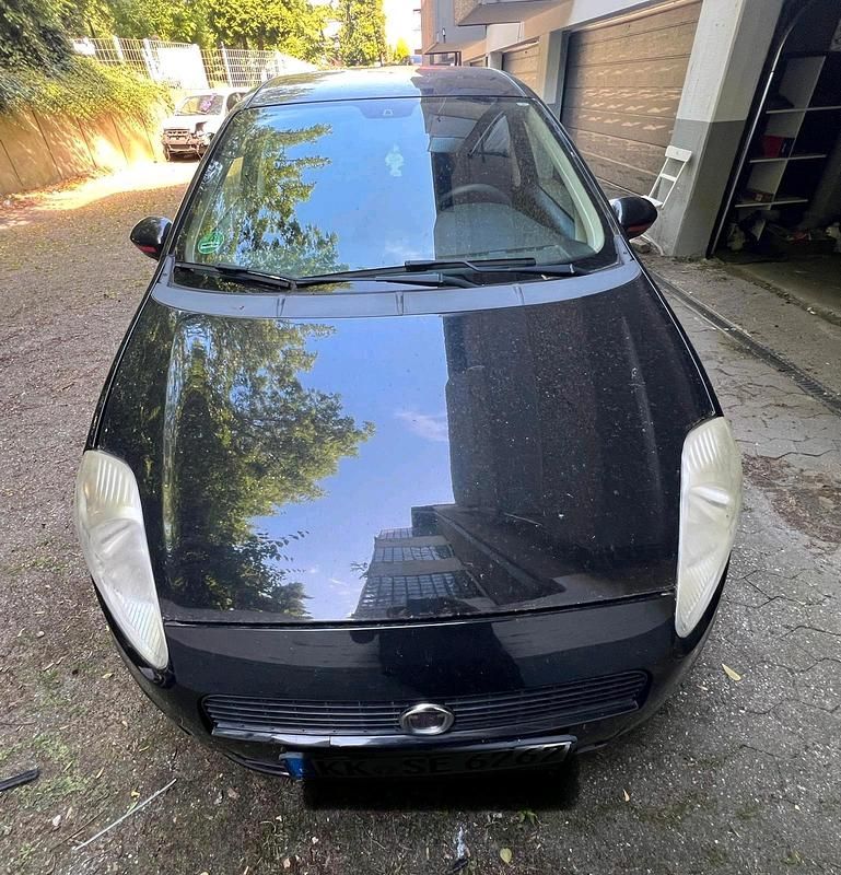 Schwarz Gebraucht 2008 Fiat Punto Kleinwagen | 790 € - Bild 1/4