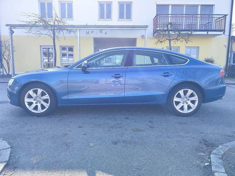 Gebraucht Audi A5 Sportback Ambiente 239 PS (175 kW) 2011 Blau Kleinwagen