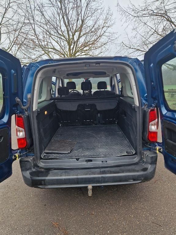 Gebraucht Citroën Berlingo Feel 131 PS (96 kW) 2019 Blau Van / Kleinbus