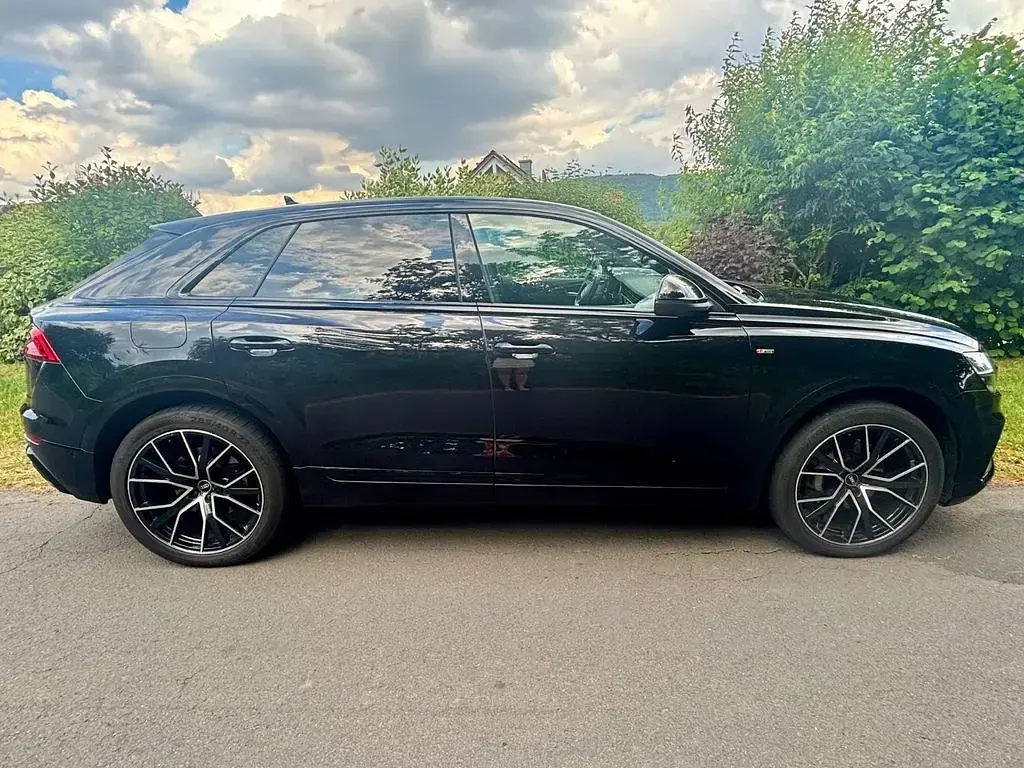Gebraucht Audi Q8 S-Line 286 PS (210 kW) 2020 Schwarz SUV