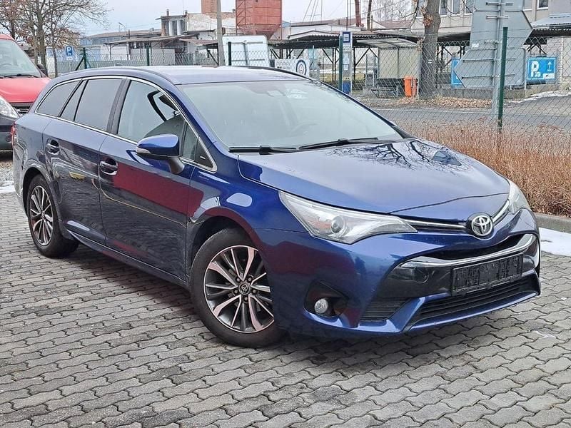 Blau Gebraucht 2016 Toyota Avensis Kombi | 3.750 € (Superpreis) - Bild 1/4