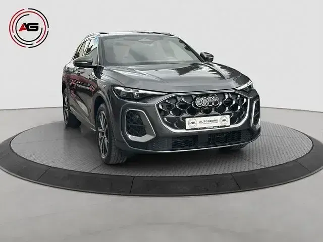 Gebraucht Audi Q5 S-Line 204 PS (150 kW) 2025 Grau SUV