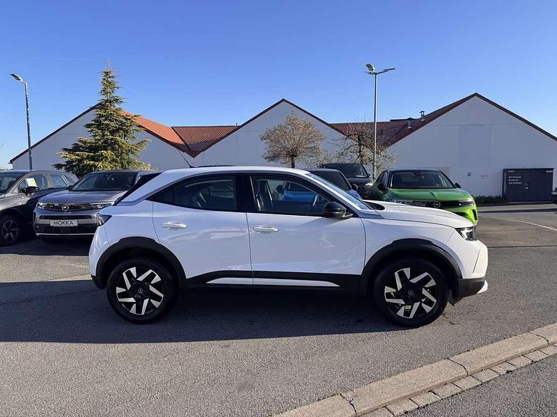 Gebraucht Opel Mokka Elegance 101 PS (74 kW) 2024 Arktik weiß SUV