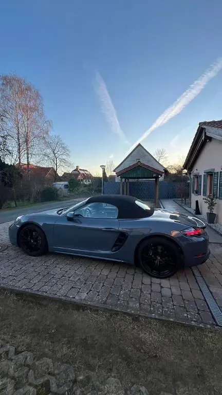 Gebraucht Porsche 718 Chrono 299 PS (219 kW) 2016 Grau Cabrio