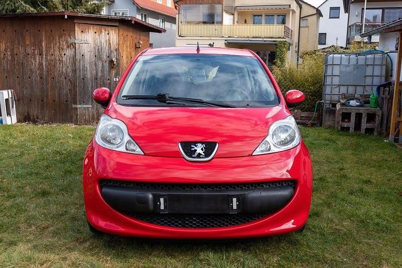 Gebraucht Peugeot 107 68 PS (50 kW) 2008 Rot Kleinwagen